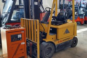 Carrello elevatore elettrico marca Hyster 2500kg