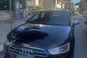 AUDI S1