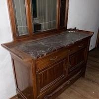 armadio e specchiera in noce vintage