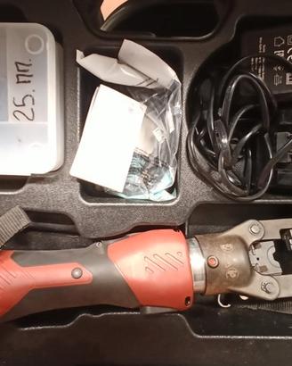 Crimpatrice per capicorda a batteria