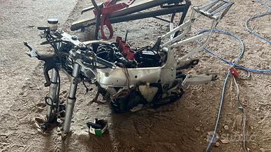 Suzuki GSXR 600 srad - JS1AD111100 pezzi ricambio