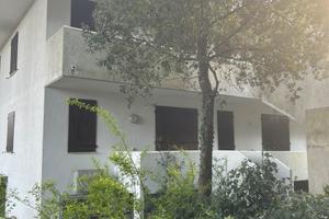 Appartamento di testa trilocale a Rosolina Mare