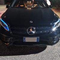 MERCEDS NIGHT EDITION 200 D 