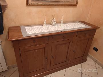 credenza in arte povera