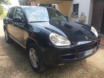 Porsche Cayenne 3.2 2004
km. 126.000 unico prop