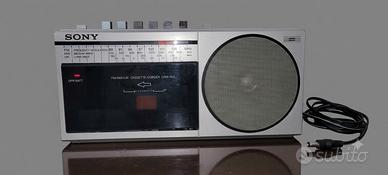 Sony cfm- 150L radio-cassette inizio anni 80