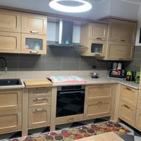 Cucina artigianale in rovere massiccio