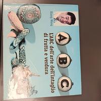 L'ABC DELL'ARTE DELL'INTAGLIO DI FRUTTA E VERDURA