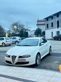 ALFA ROMEO GT 2009