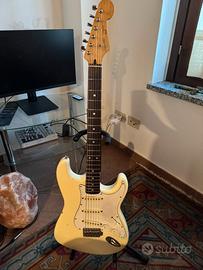 Fender Stratocaster Squier made in Japan 1996