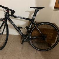 Bici da corsa in carbonio