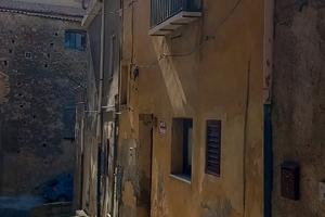 Appartamento autonomo con garage cell. 3890690736