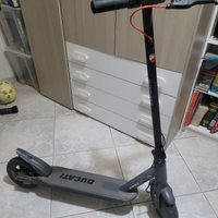 Monopattino elettrico ducati