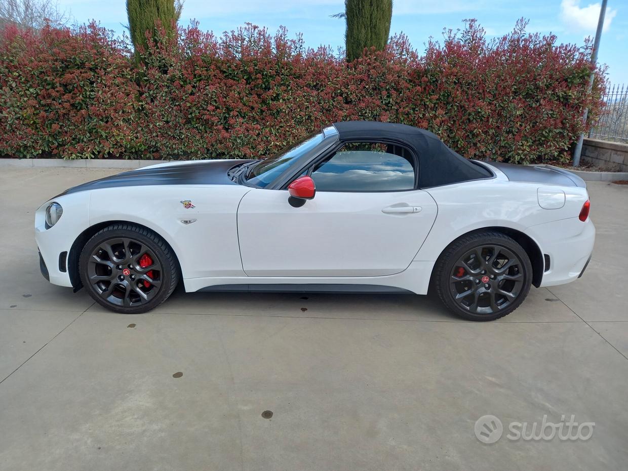 Abarth 124 Spider