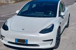 Tesla Model 3 - garanzia 2031 rwd
