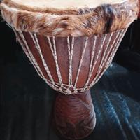 Djembe grande con custodia 