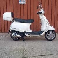 Vespa LX 150