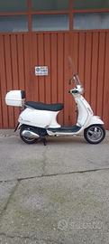 Vespa LX 150