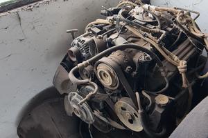 motore jeep grand cherokee zj 5.2 v8