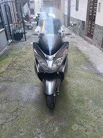 Suzuki Burgman 400