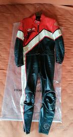 Dainese modello kenny Roberts Replica. 