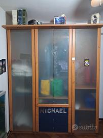 Armadio per cameretta con letti