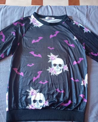 Maglia con teschi e pipistrelli