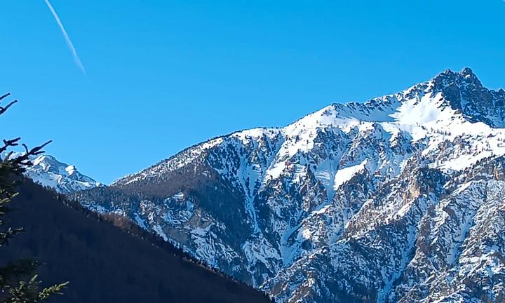 Trilocale con posto auto esterno