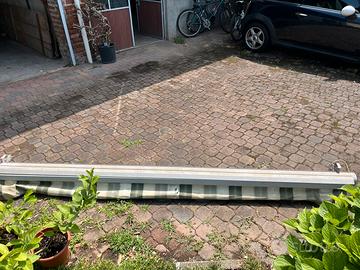 Tenda da sole motorizzata