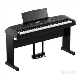 Yamaha DGX-670 Piano Digitale Arranger 88 tasti