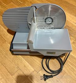 AFFETTATRICE_DOMESTICA_PRIDA SL191