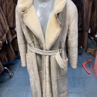Cappotto in pelle di pecora rovesciata(shearling)