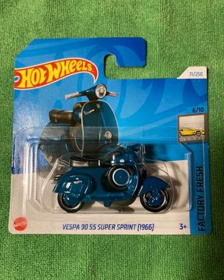 Hot Wheels Vespa 90 SS Super Sprint (1966)