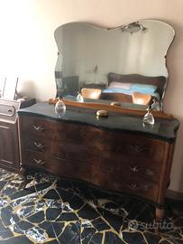 Cassetiera stile chippendale anni 40