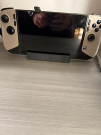 Console MSI Claw 8 ai+ con accessori