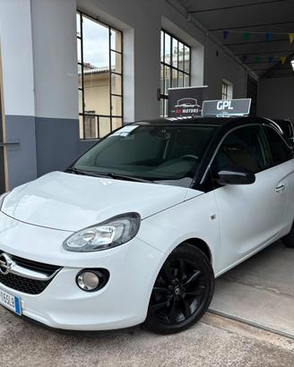 Opel Adam 1.4 87 CV GPL Tech