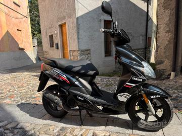 Yamaha hog 50