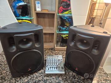 Casse attive biamplificate 300+100