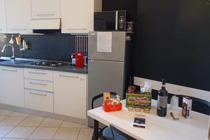 LIVORNO stanza singola donne insegnanti/accademia