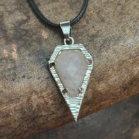 Ciondolo punta quarzo Rosa piccolo