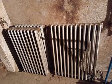 N°3 TERMOSIFONI In ghisa antichi