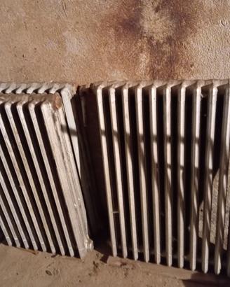 N°3 TERMOSIFONI In ghisa antichi