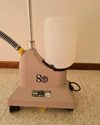 Vaporizzatore per indumenti
