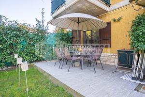 TRILOCALE INDIPENDENTE AL PIANO TERRA CON GIARDINO