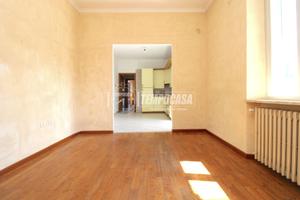 5 LOCALI CON TERMO AUTONOMO!