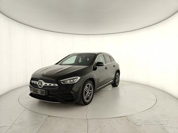 MERCEDES-BENZ GLA 200 d Premium auto