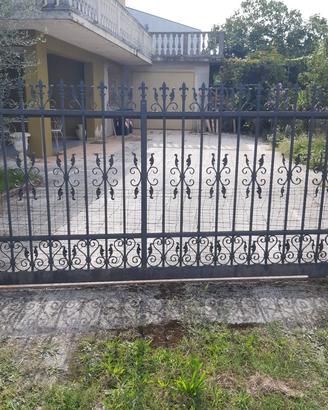 Cancello in ferro zincato scorrevole