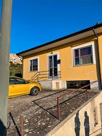 appartamento indipendente con garage e terreno