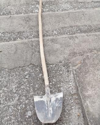 attrezzi da giardino