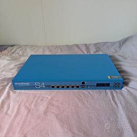 Firewall Smoothwall S4 |1U|i3-4350T|2GB|6 GbE